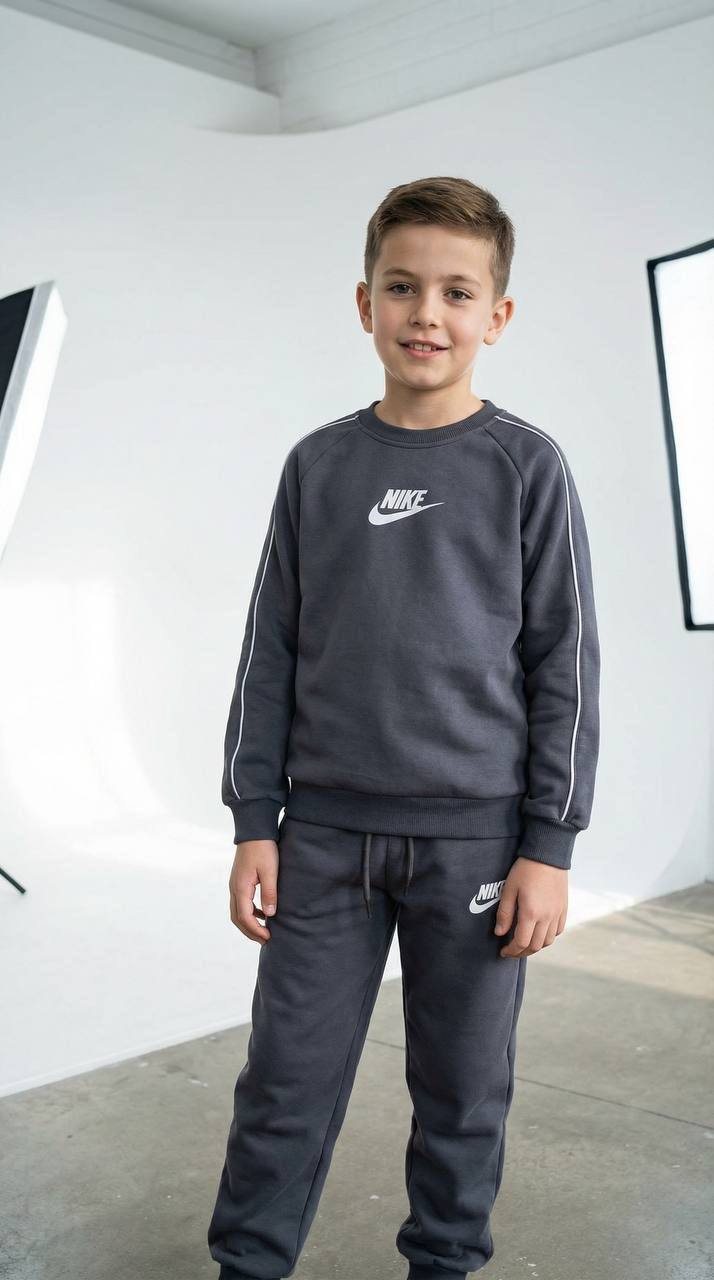 Модно попадение - спортен комплект в 2 части за момче