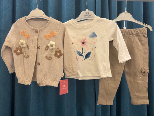 Екипче цвете и перли в 3 части