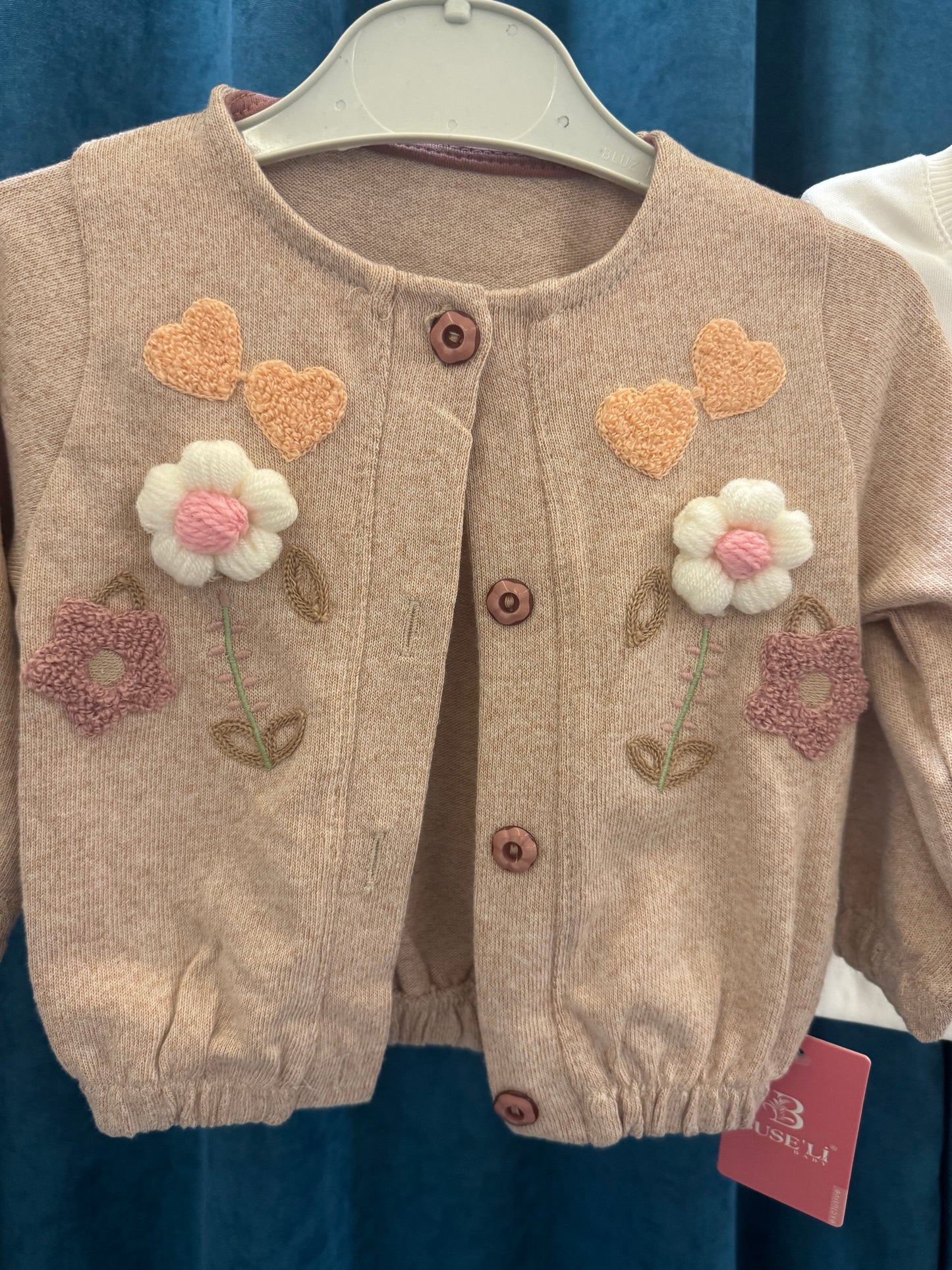 Екипче цвете и перли в 3 части