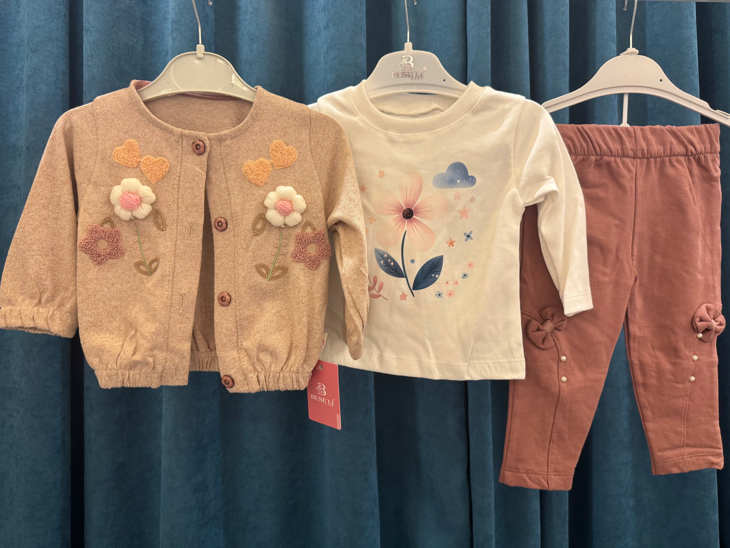 Екипче цвете и перли в 3 части